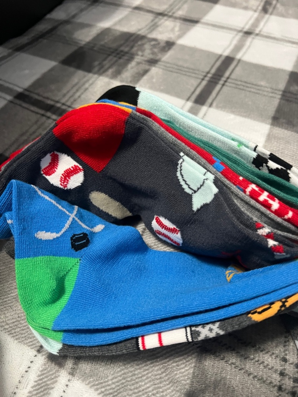 Youth Sports Crew Socks - Assorted Colors - Picture 5 of 8
